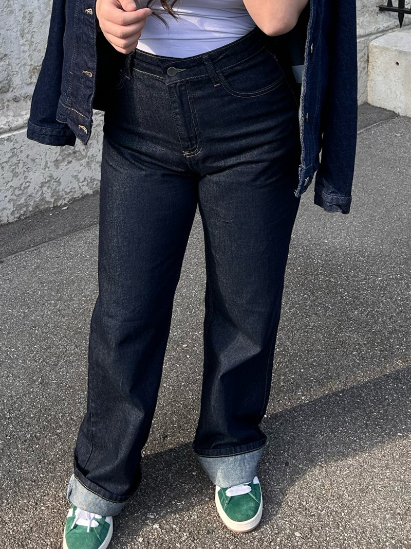 Jean bleu foncé taille haute femme
